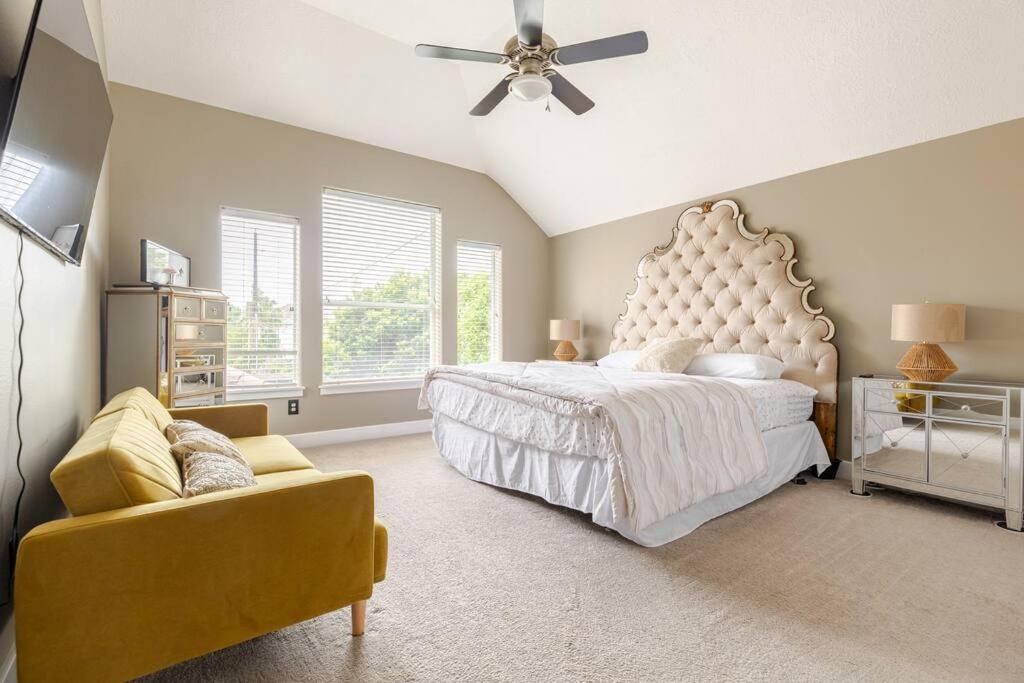 Wanderlust Villa Near Galleria Mall Хьюстон Экстерьер фото