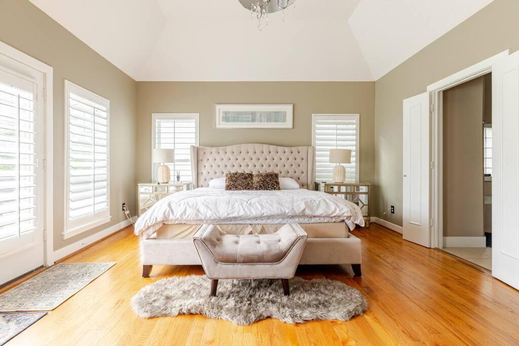 Wanderlust Villa Near Galleria Mall Хьюстон Экстерьер фото